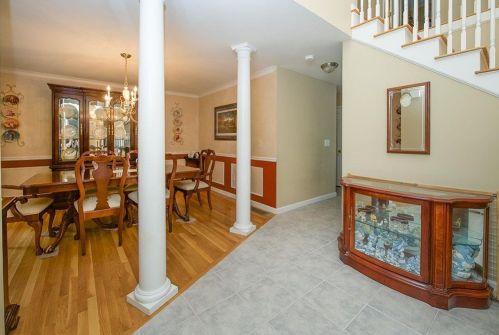 15 Coventry Ln, Salem NH 03079-1369 exterior