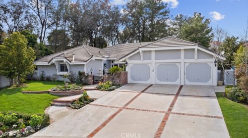 24225 Wembley Ct, Santa Clarita, CA 91355-3501