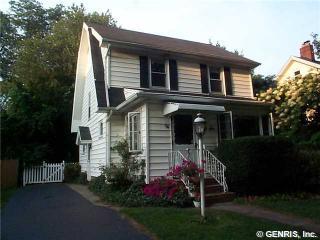 36 Lakeshire Rd, Rochester, NY 14612-5222