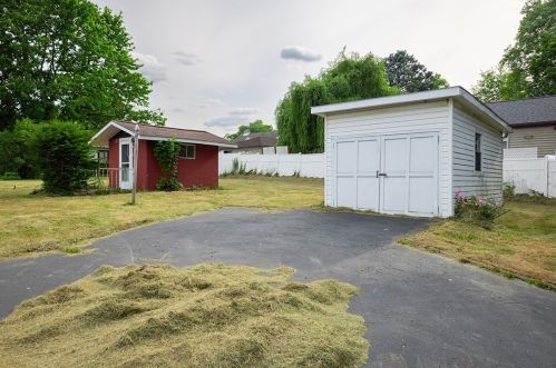 3711 6th Ave, Beaver Falls PA  15010-1918 exterior