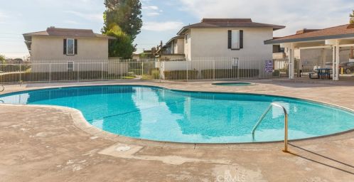 10404 Rutgers Ct, Cypress CA  90630-4229 exterior