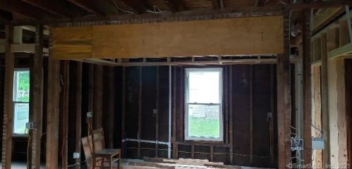 197 Vauxhall St, United States Coast Guard Ac CT  06320-3823 exterior