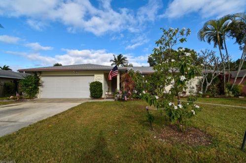 4105 2nd Ave, Cape Coral, FL 33904-8466