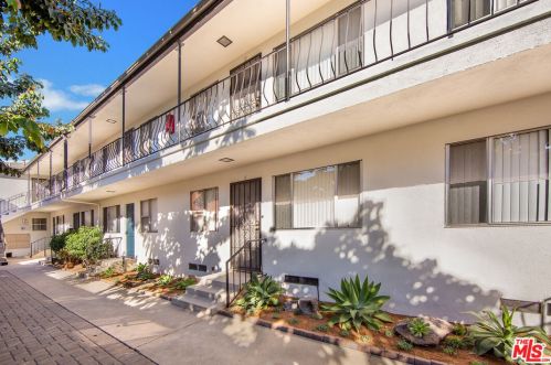 936 Cedar Ave, Long Beach, CA 90813-4231