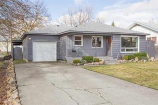 4215 Walnut St, Spokane WA  99205-1374 exterior