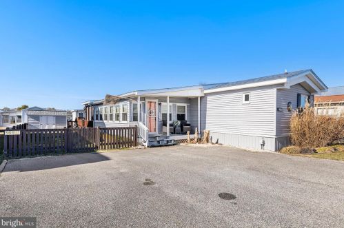 36951 Laws Point Rd, Selbyville, DE 19975-3228