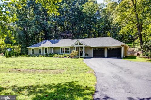 817 Bryn Mawr Ave, Newtown Square PA  19073-4333 exterior