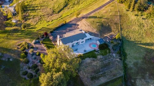 858 Sanel Dr, Ukiah CA  95482-9604 exterior