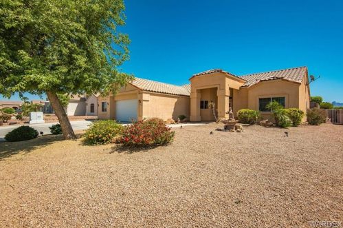2123 Sandtrap Ln, Bullhead City, AZ 86426-6779