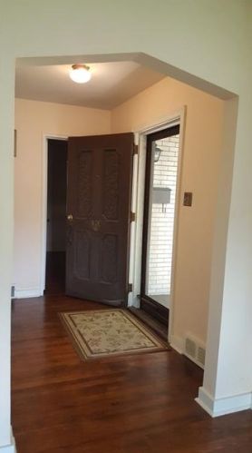 18 Solar Dr, Ambridge, PA 15003-1325