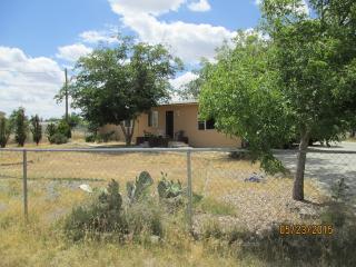 4205 Roosevelt St, Kingman, AZ 86409-2673