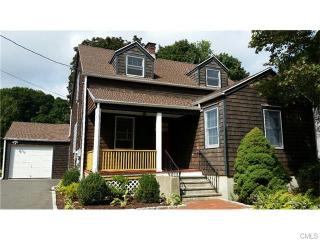 681 Orchard St, Bridgeport, CT 06611-3636