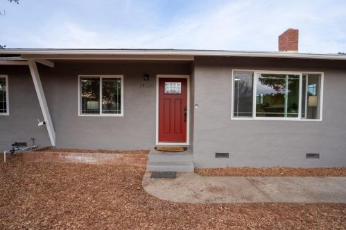 17820 Casa Ln, Morgan Hill, CA 95037-2917