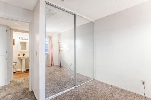 8360 Cranford Way, Citrus Heights CA  95610-3352 exterior