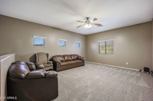 2575 Amber Sun Dr, Phoenix AZ 85085-5076 exterior