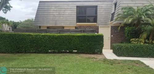 707 7th Ter, West Palm Beach, FL 33418-3606
