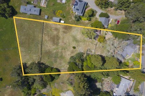 6499 Lone Pine Rd, Sebastopol CA  95472-5622 exterior