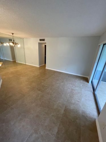 7543 Oriole Blvd, Delray Beach, FL 33446-3515