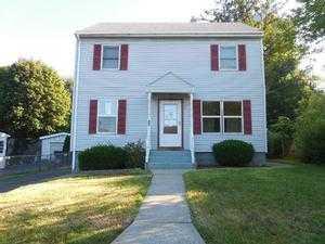 24 Packer Ave, Troy, NY 12180-7237