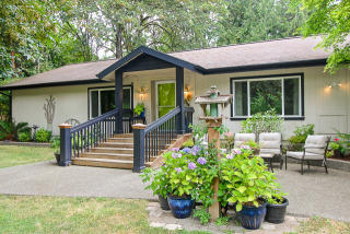 6644 Old Military Rd, Bremerton, WA 98311-3218
