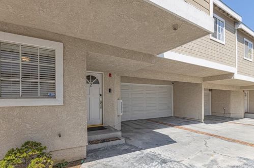 2307 Mathews Ave, Redondo Beach CA  90278-3174 exterior