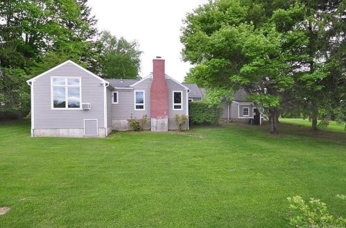 230 Maple St, Litchfield, CT 06759-3102