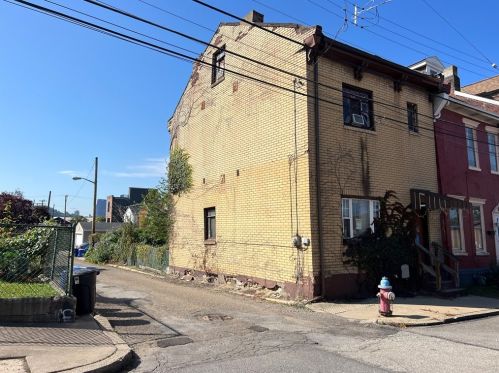 170 37th St, Pittsburgh, PA 15201-1950