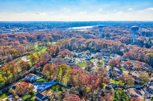 542 Linden St, Hempstead NY  11552-2649 exterior