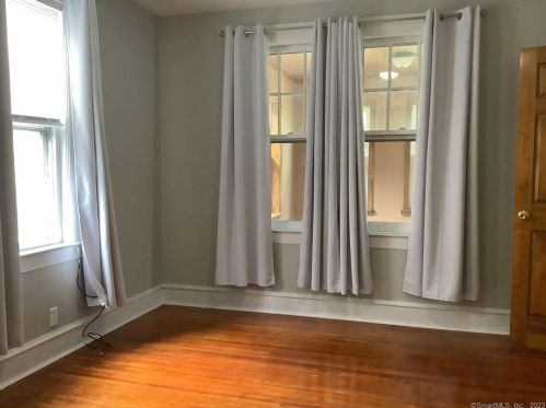 83 Faneuil St, Windsor CT 06095-4523 exterior