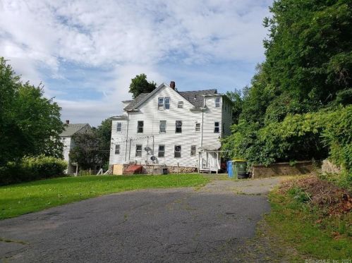 234 Walnut St, Waterbury, CT 06704-3124