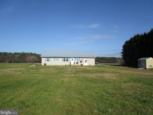 1672 Vernon Rd, Harrington DE  19952-4718 exterior