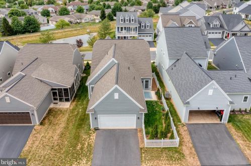 412 Constitution Dr, Ephrata PA  17522 exterior