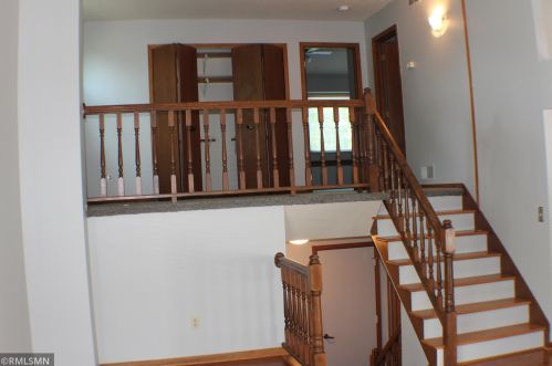 5730 Donegal Dr, Saint Paul MN  55126-3701 exterior