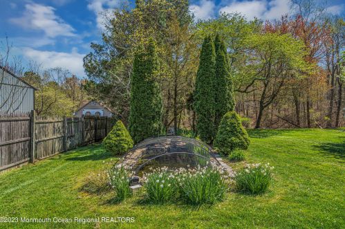 1013 Woodlane Rd, Jackson Twp NJ  08527-1555 exterior