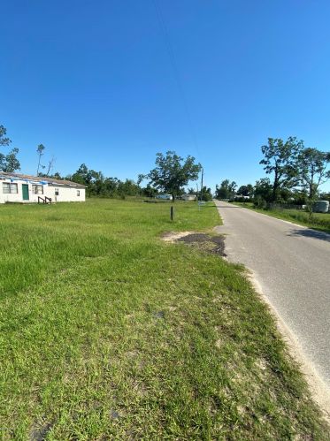 25294 Evans St, Altha, FL 32421-3314