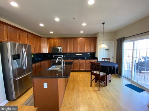 293 Caldwell Cir, Downingtown, PA 19335-4969