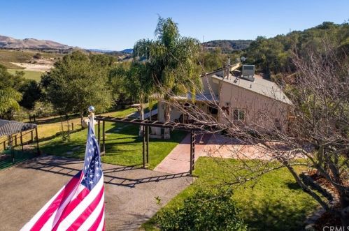 1666 Verde Canyon Rd, Pismo Beach, CA 93420-4914