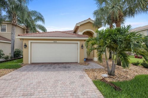 10808 Paperbark Pl, Boynton Beach, FL 33437-7532
