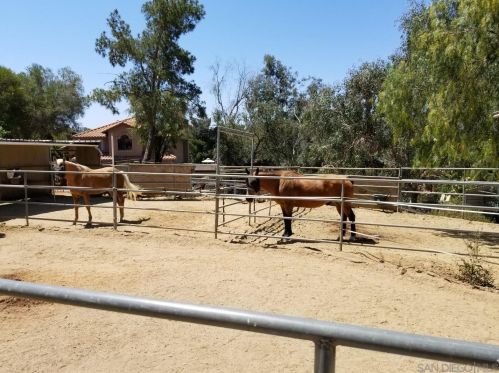 2435 Deland Dr, Alpine CA  91901-3192 exterior