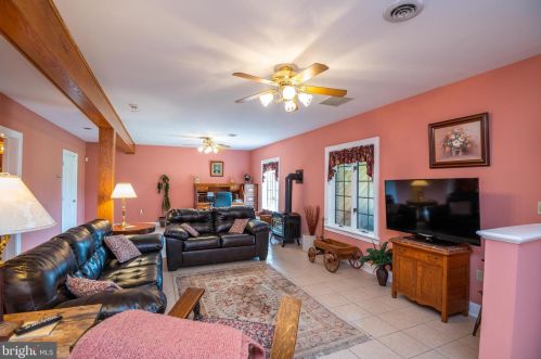 1342 Fairview Dr, Dauberville PA  19533-9185 exterior