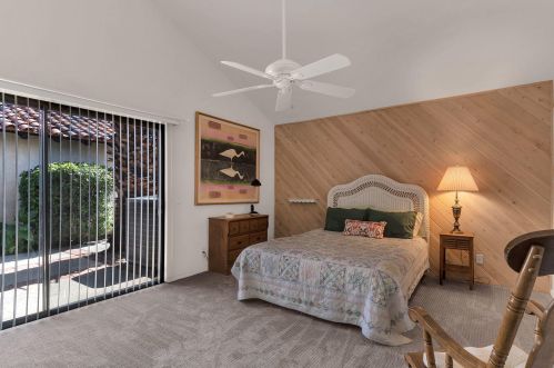 68 Calle Rivero, Rancho Mirage CA  92270-2253 exterior