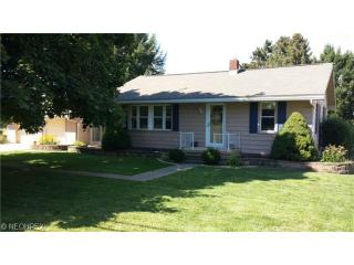 615 Harrison St, Morges, OH 44643-9202