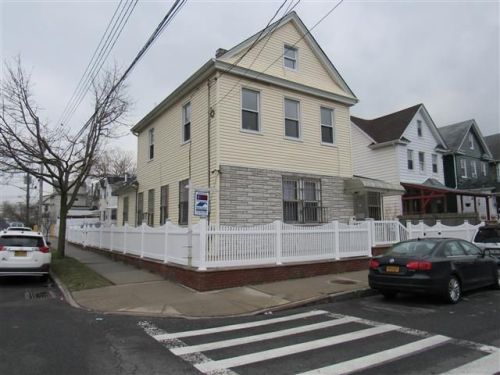 14430 105th Ave, Jamaica, NY 11435-4935