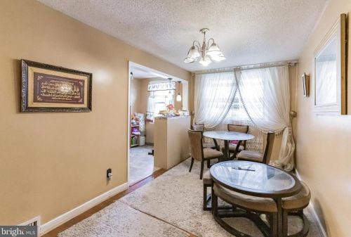 1092 Hopkins Ave, Manor PA  19036-1222 exterior