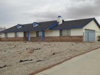 10637 Orchid Ave, Hesperia, CA 92345-5380