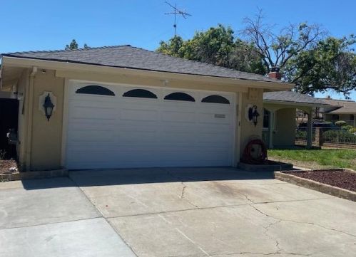 2153 Fairmont Dr, San Jose, CA 95148-1711