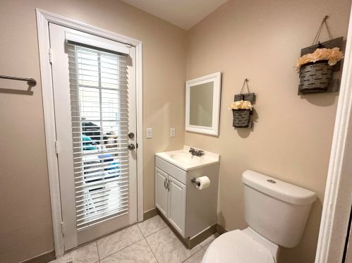 2062 Floresta Dr, Fort Pierce FL  34984-4706 exterior