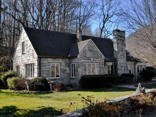 4125 State Highway 197, Burnsville, NC 28714-7636