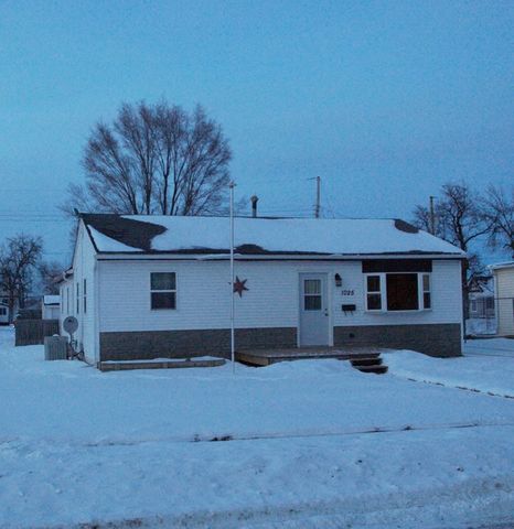 1025 Lee Ave, Cliffland, IA 52501-5146