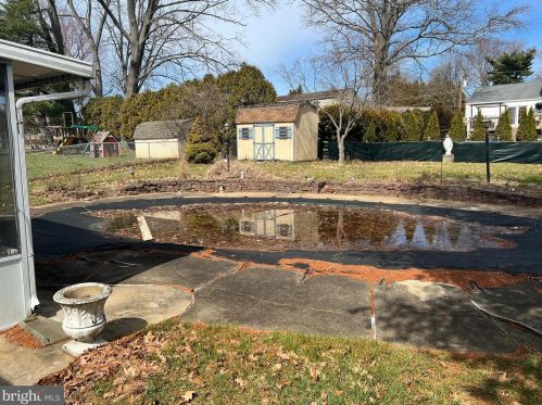 375 Maple Ave, Southampton PA  18966-3563 exterior